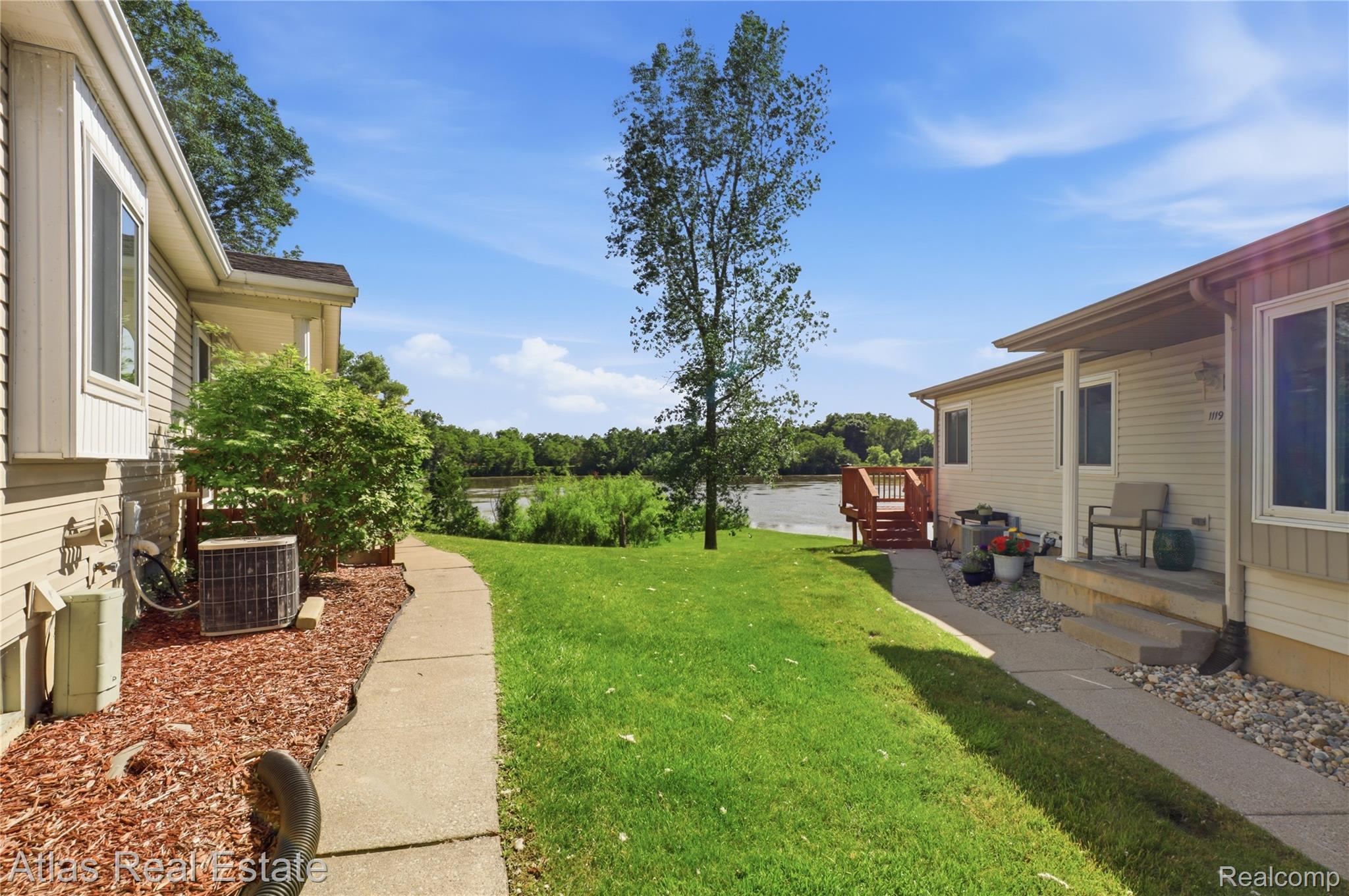 1117 Lake Shore Circle