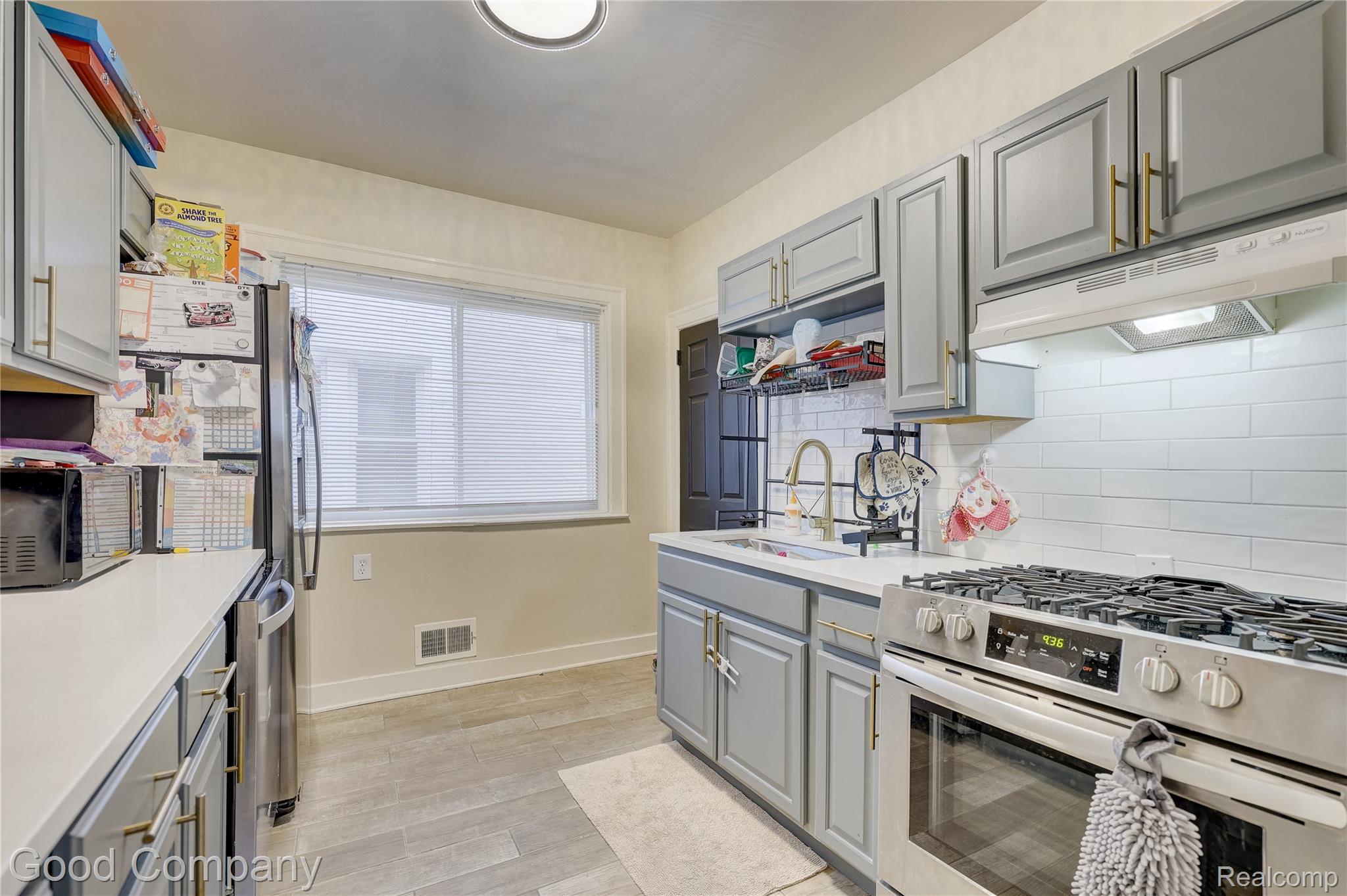 2494 Hazelwood Street