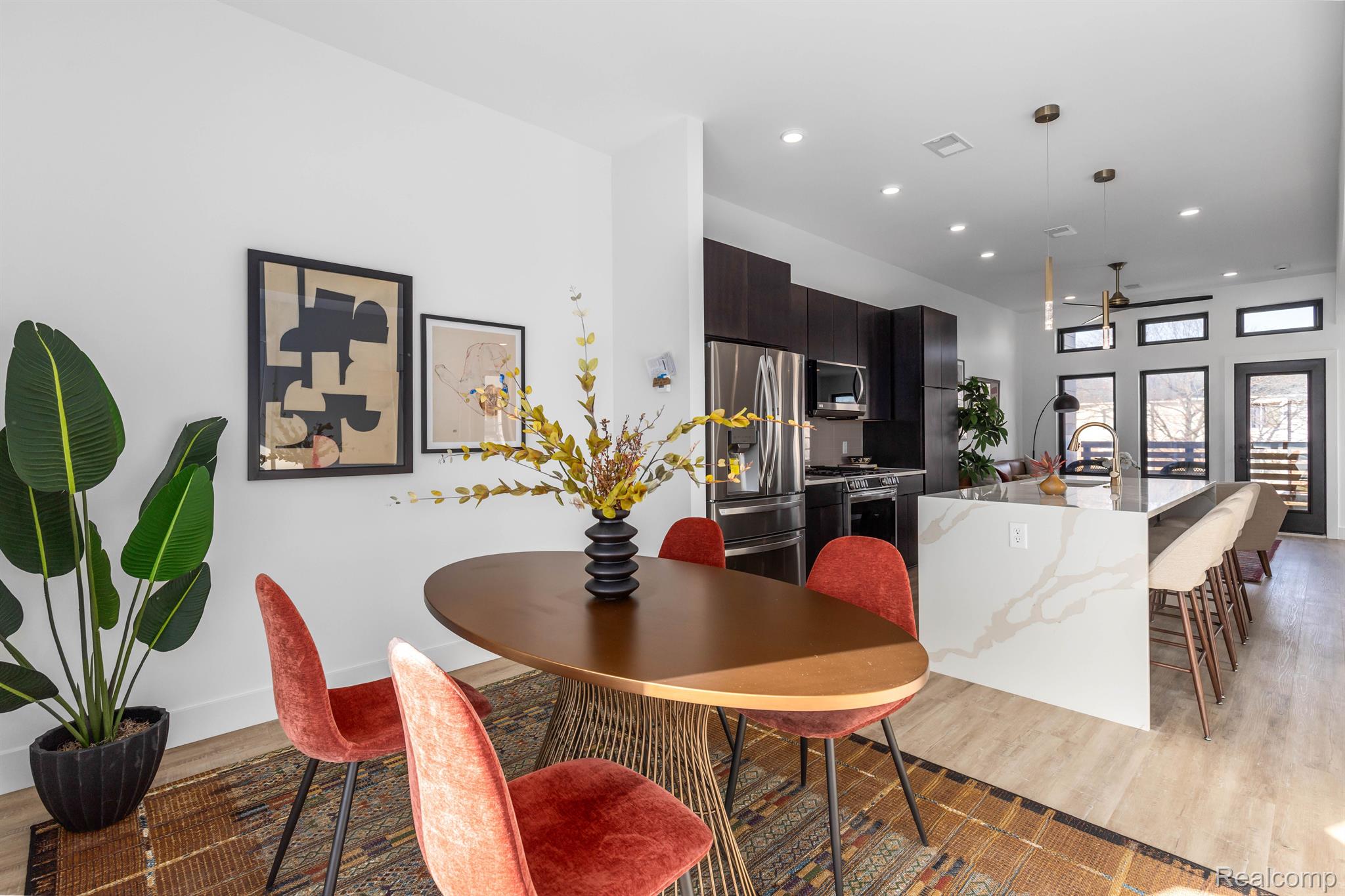 Detroit City Wayne, Michigan 48206, United States, 3 Bedrooms Bedrooms, ,3 BathroomsBathrooms,Residential,Active,103727