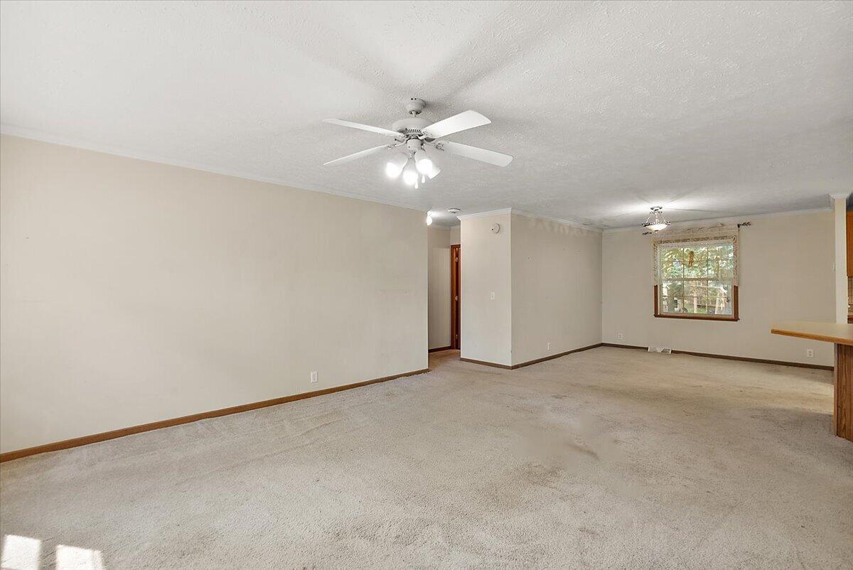 8111 Seminole Drive