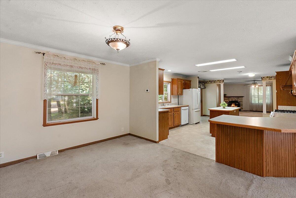8111 Seminole Drive