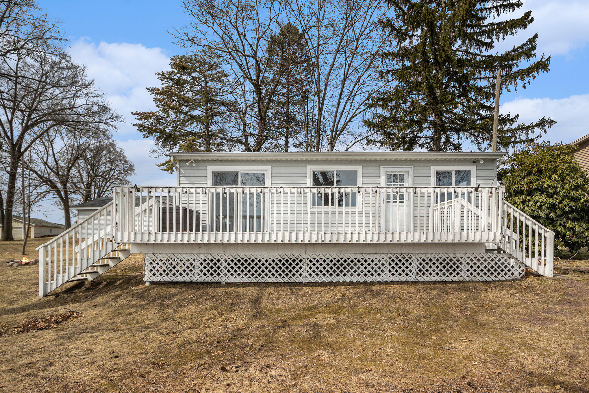 ColonTownship_StJoseph, Michigan 49040, United States, 2 Bedrooms Bedrooms, ,1 BathroomBathrooms,Residential,Active,94611