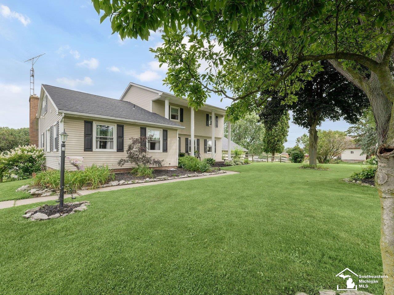 6233 Grandview Drive