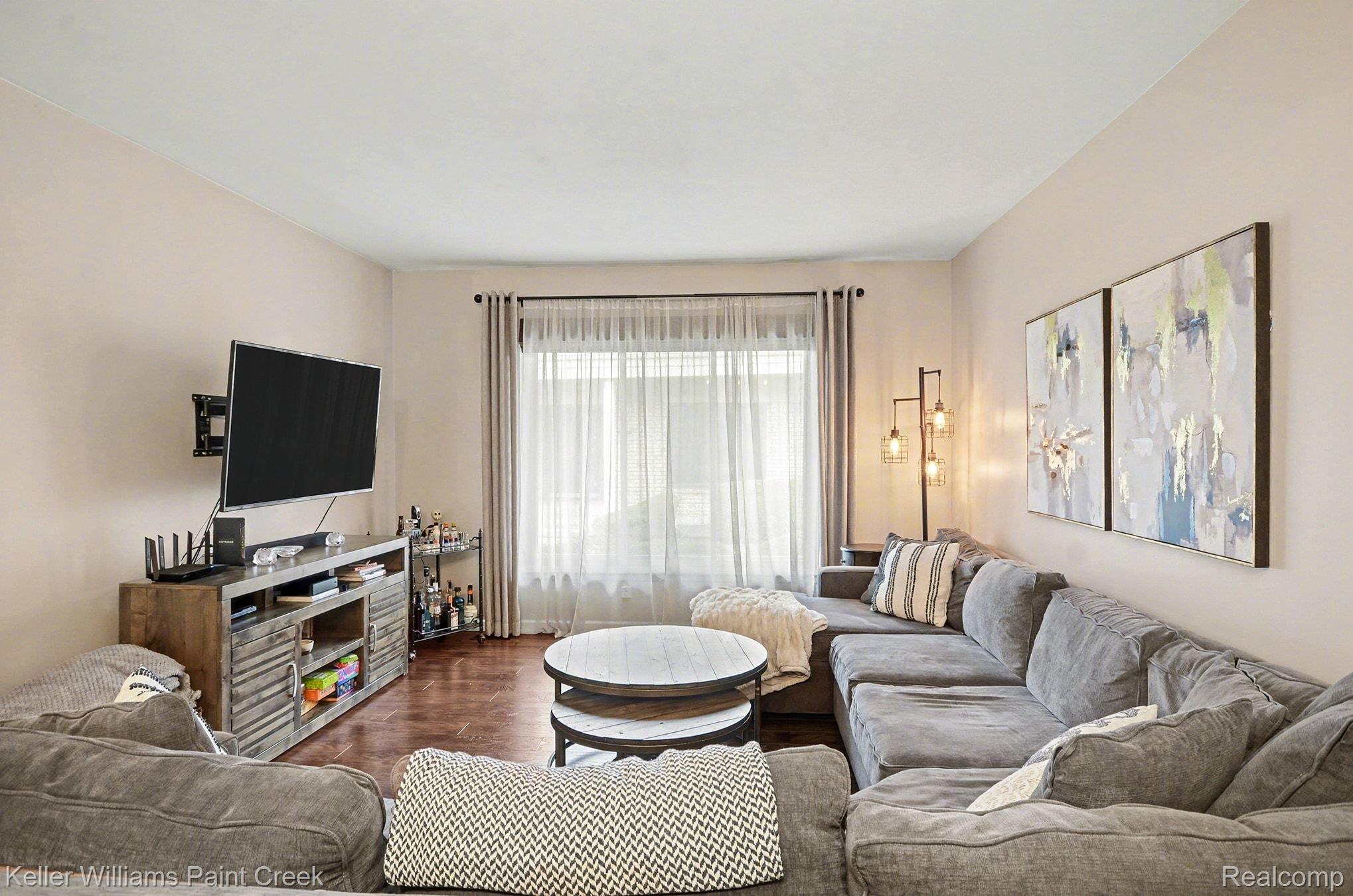 29335 Yorkshire Lane