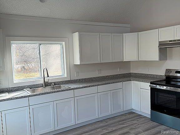 3860 Tower Hill Road