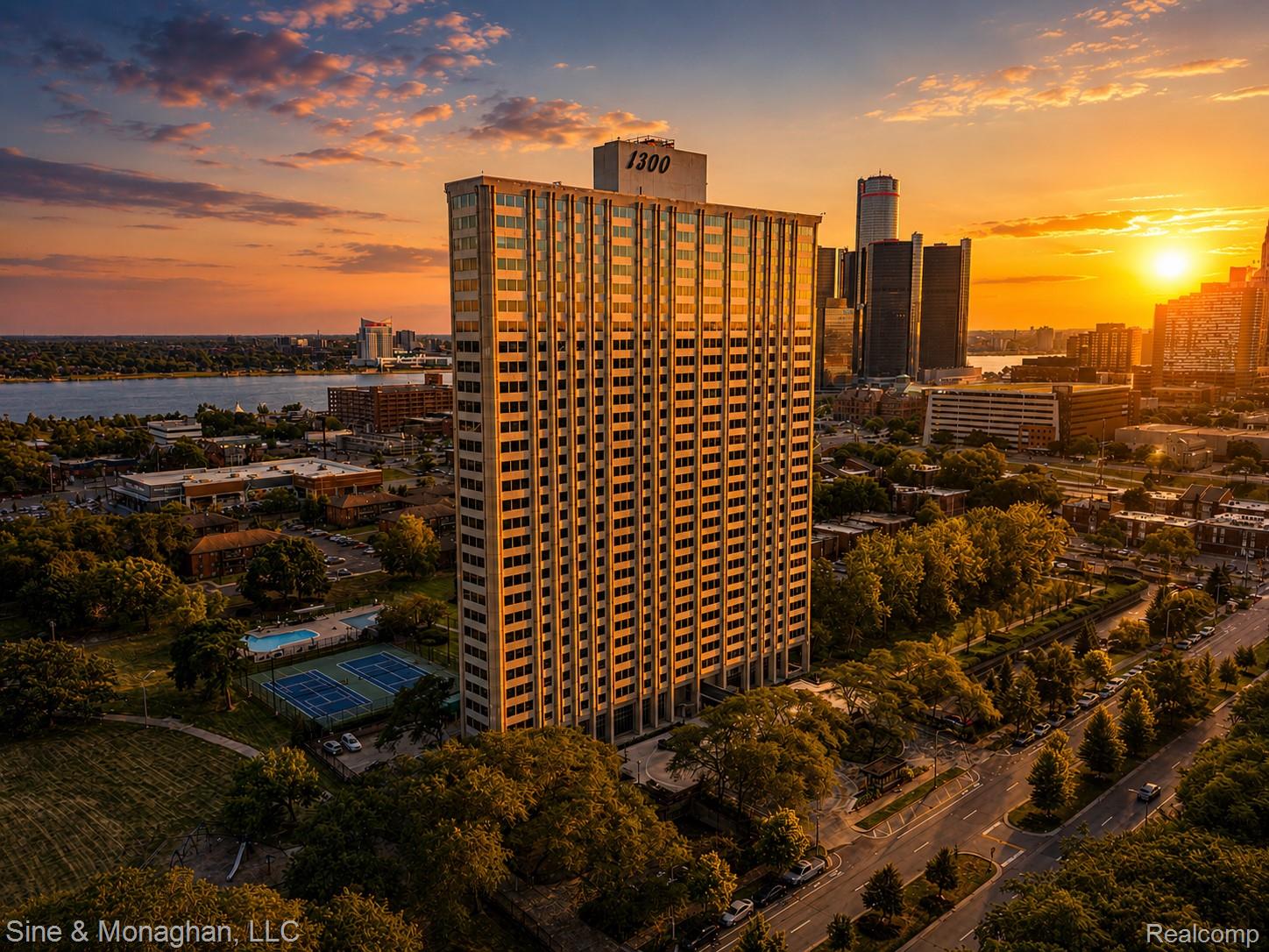 1300 E Lafayette Street 905