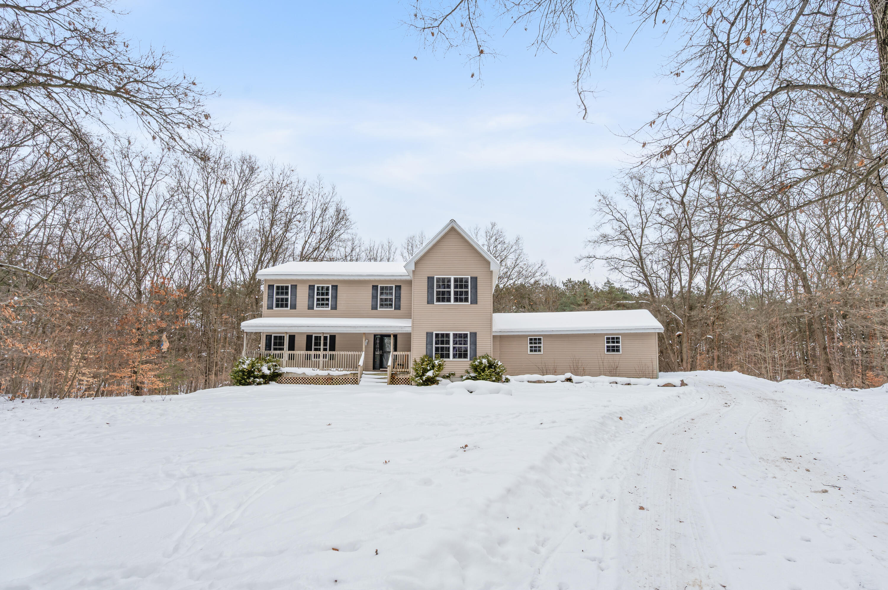 16688 Penny Avenue NE