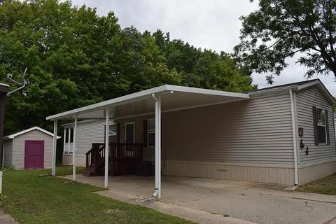 1519 W Ridgeview Drive Mayfield Township MI 48446