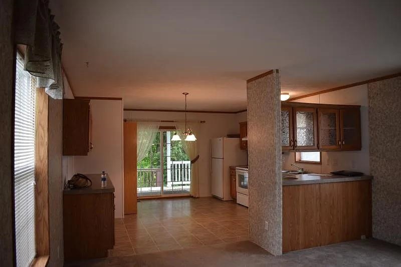 1519 W Ridgeview Drive