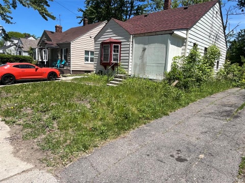 Photo of 6350 Radnor Street, Detroit City, MI 48224 (MLS # 20261052958)