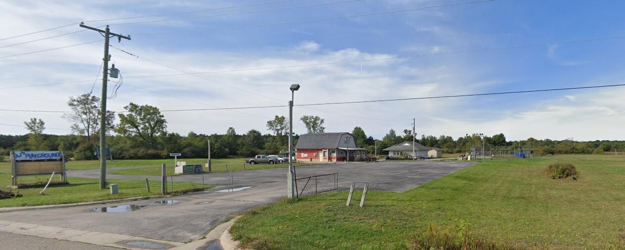 3843 Russell Road