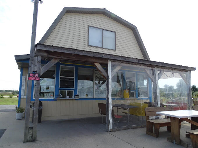 3843 Russell Road