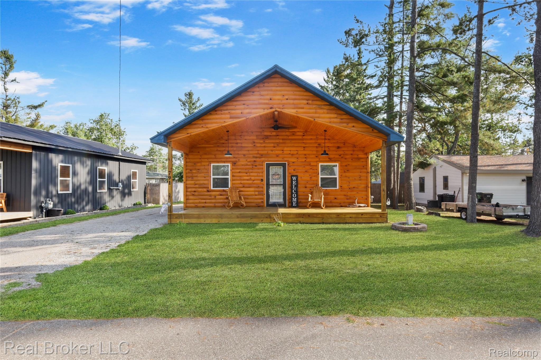 791 Lancewood Street
