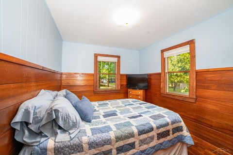 Tiny photo for 441 Hillcrest Drive, Garfield Township, MI 48632 (MLS # 61050203238)