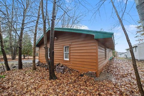 Tiny photo for 441 Hillcrest Drive, Garfield Township, MI 48632 (MLS # 61050203238)