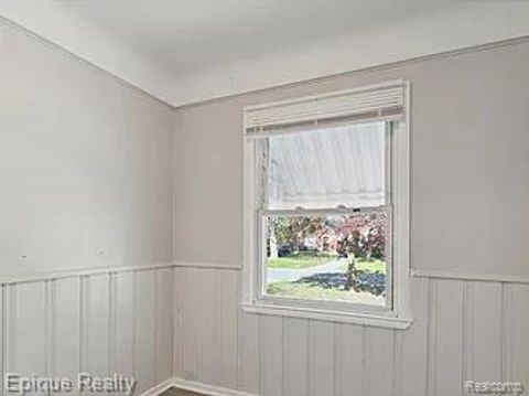 Tiny photo for 19373 Goulburn Street, Detroit City, MI 48205 (MLS # 20261020569)