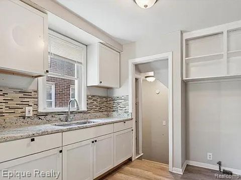 Tiny photo for 19373 Goulburn Street, Detroit City, MI 48205 (MLS # 20261020569)