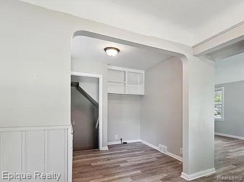 Tiny photo for 19373 Goulburn Street, Detroit City, MI 48205 (MLS # 20261020569)