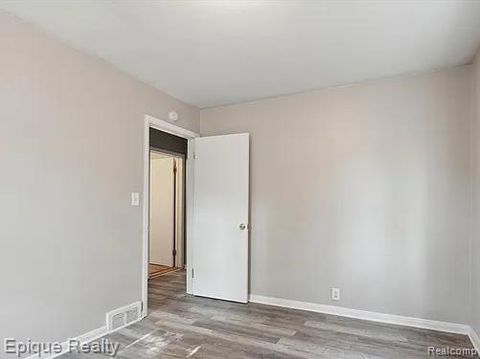 Tiny photo for 19373 Goulburn Street, Detroit City, MI 48205 (MLS # 20261020569)