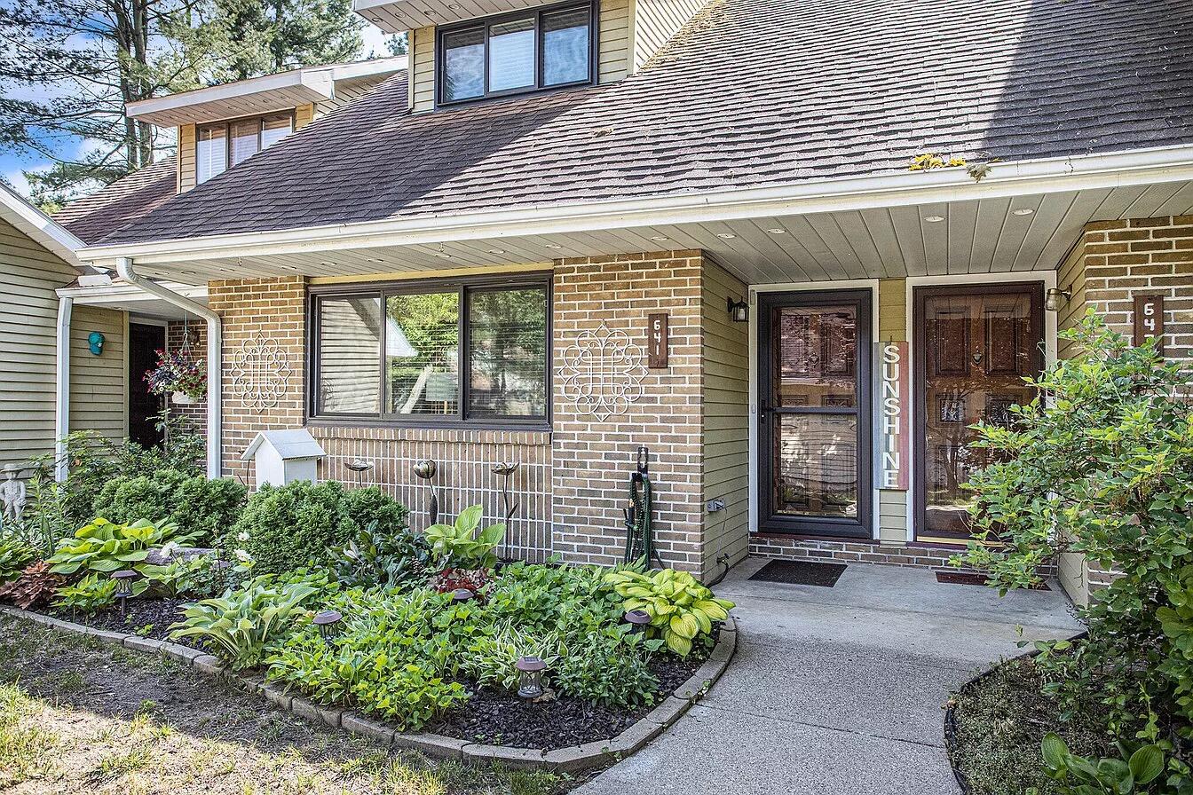 641 Eiffel Drive