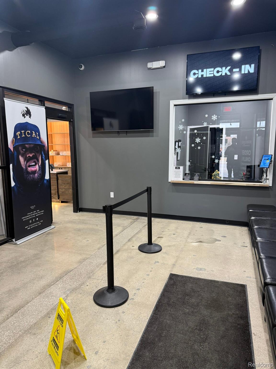 1561 W Maumee Street