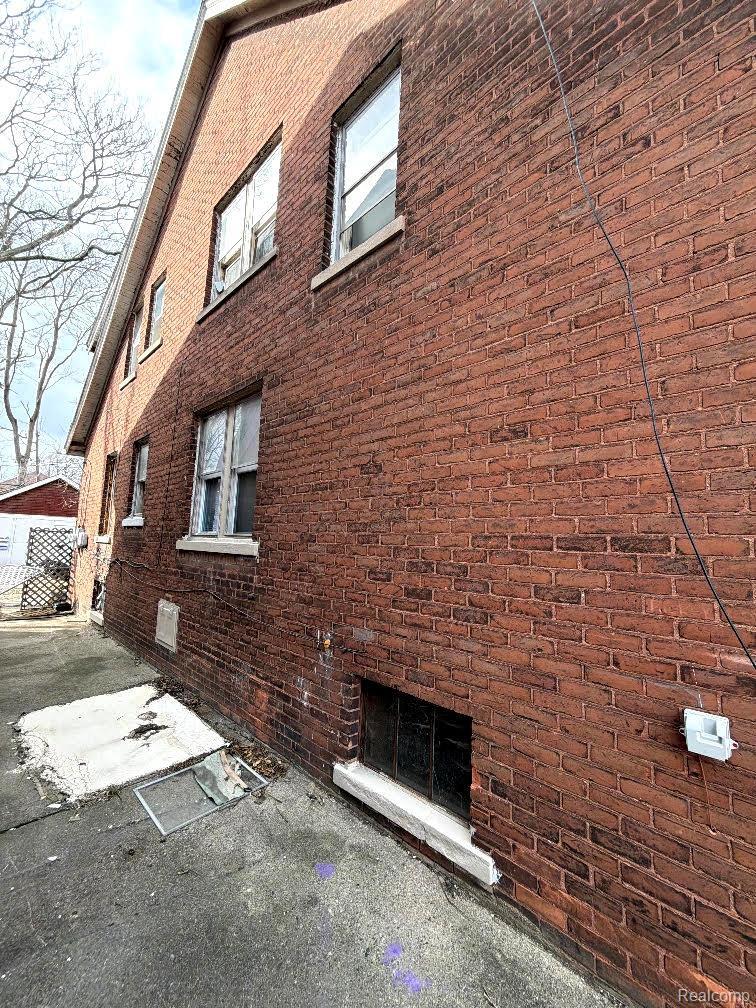 15321 Sorrento Street