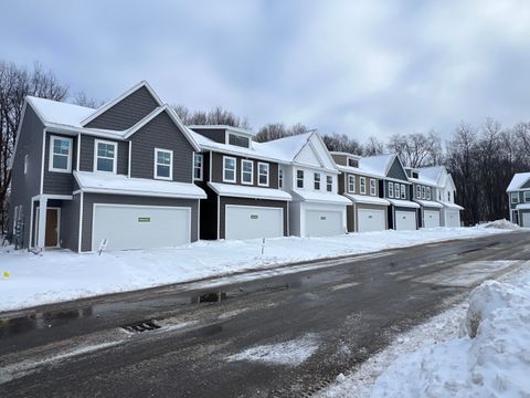 3335 Kings River Street SW 42 Wyoming City MI 49418