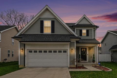 555 S Winding Drive Waterford Charter Township MI 48328