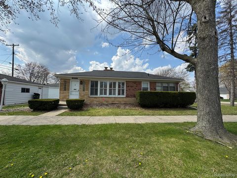 20950 NORWOOD Drive Harper Woods City MI 48225