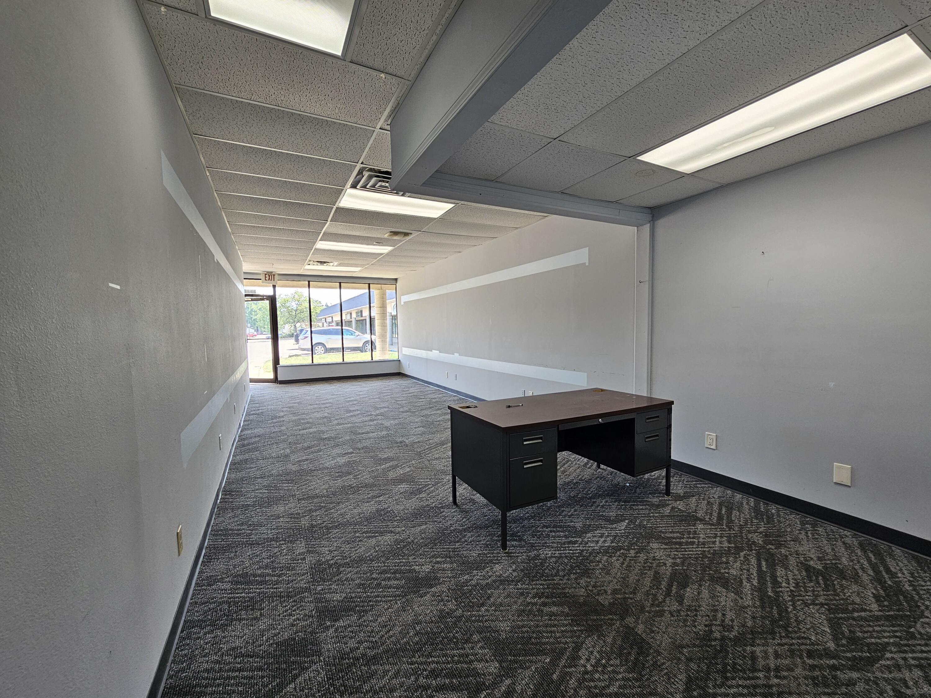 1025 W Main Street 1039