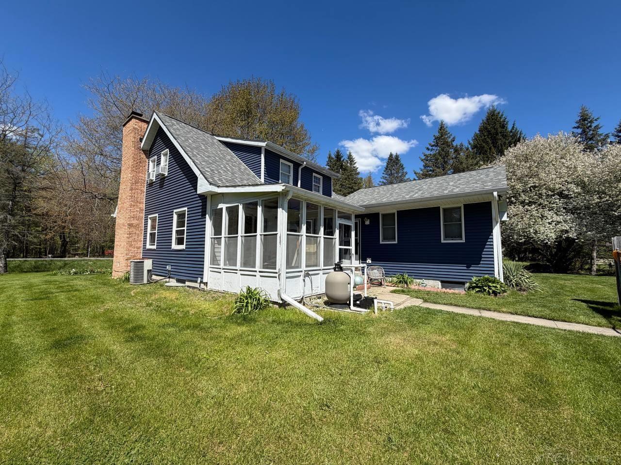 2206 N 5 Mile Road