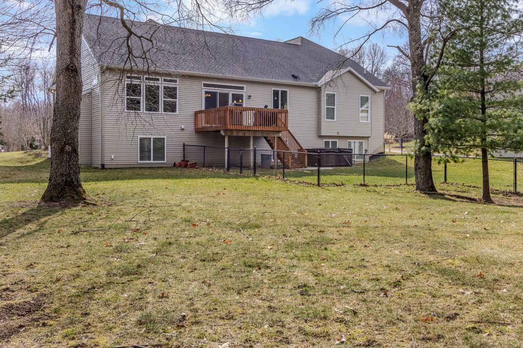 listing image 36