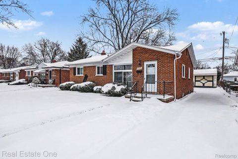 29636 Spoon Avenue Madison Heights City MI 48071