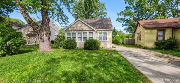 20535 RIDGEMONT RD, HARPER WOODS, MI 48225 - Image e10e7f0713eb8b69ddcfa26f39de2b2a/1563715600