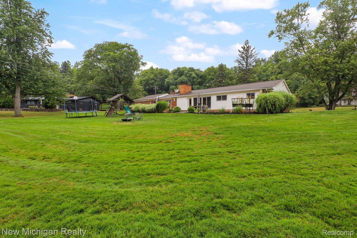 34281 W Thornbrook Drive