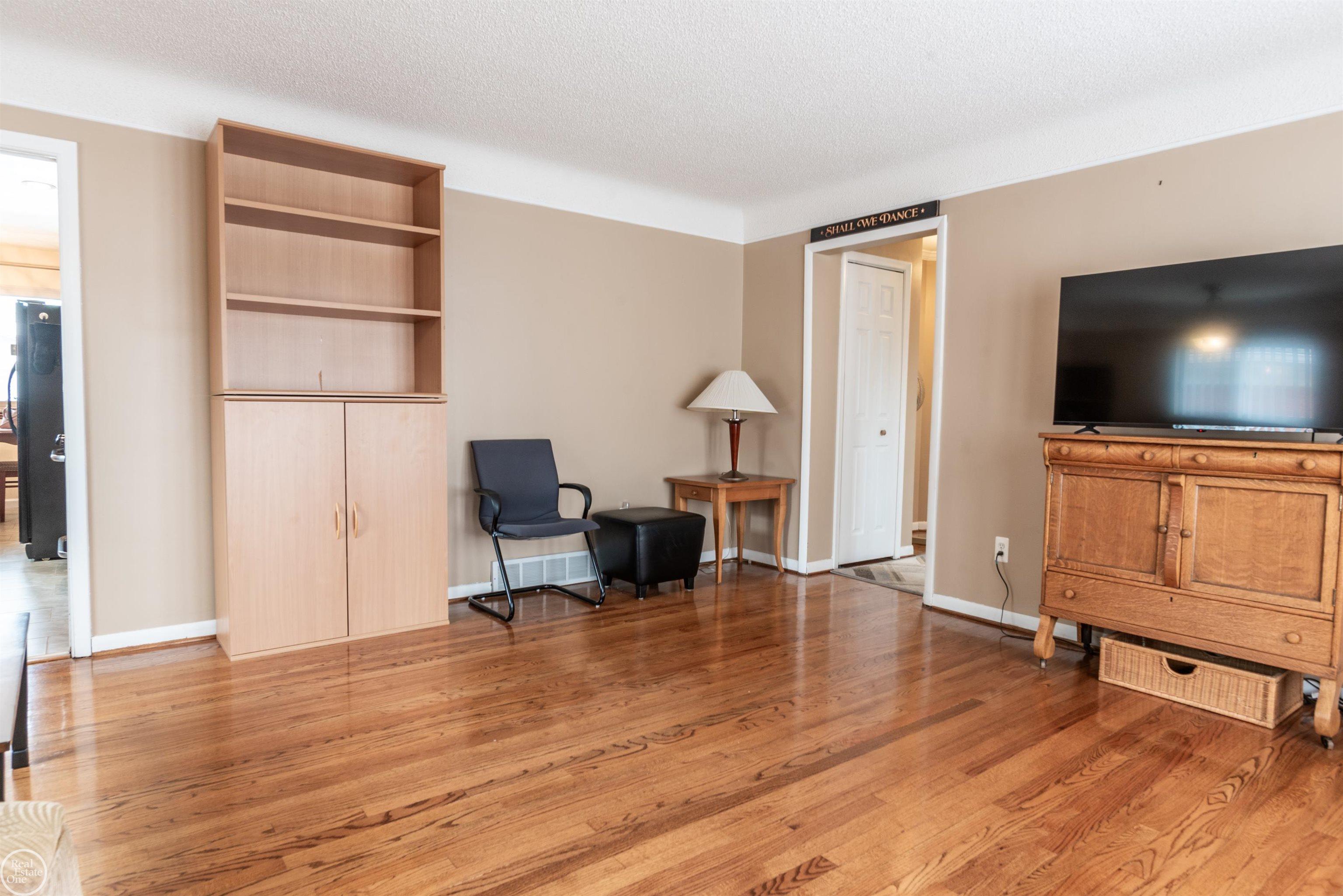 31375 W Wind Drive