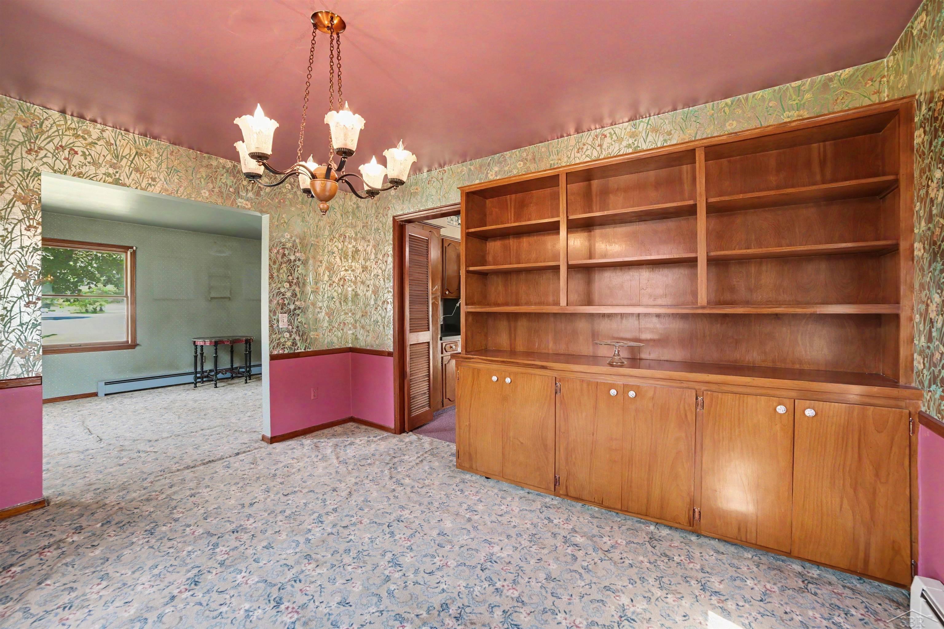1870 W Packard Drive
