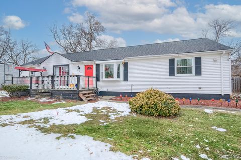 730 Stirling Street Pontiac City MI 48340