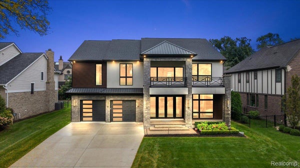 1541 SHIPMAN BLVD, BIRMINGHAM, MI 48009 - Image e11484adfc0d7a7fa13521e5d8b21ee7/1415047824