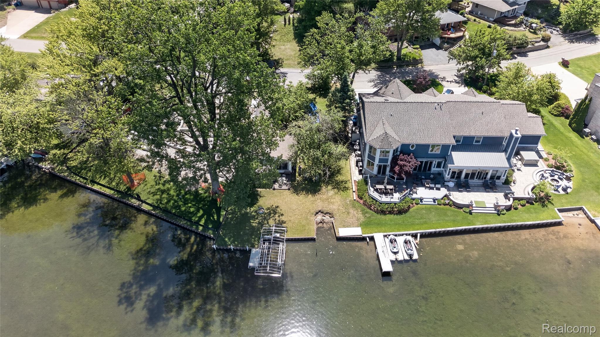 952 Wyman Drive