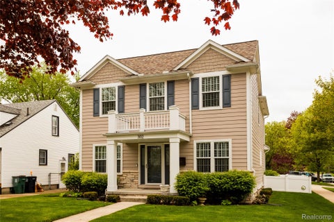 Photo of 302 S Blair Avenue, Royal Oak City, MI 48067 (MLS # 20261031266)