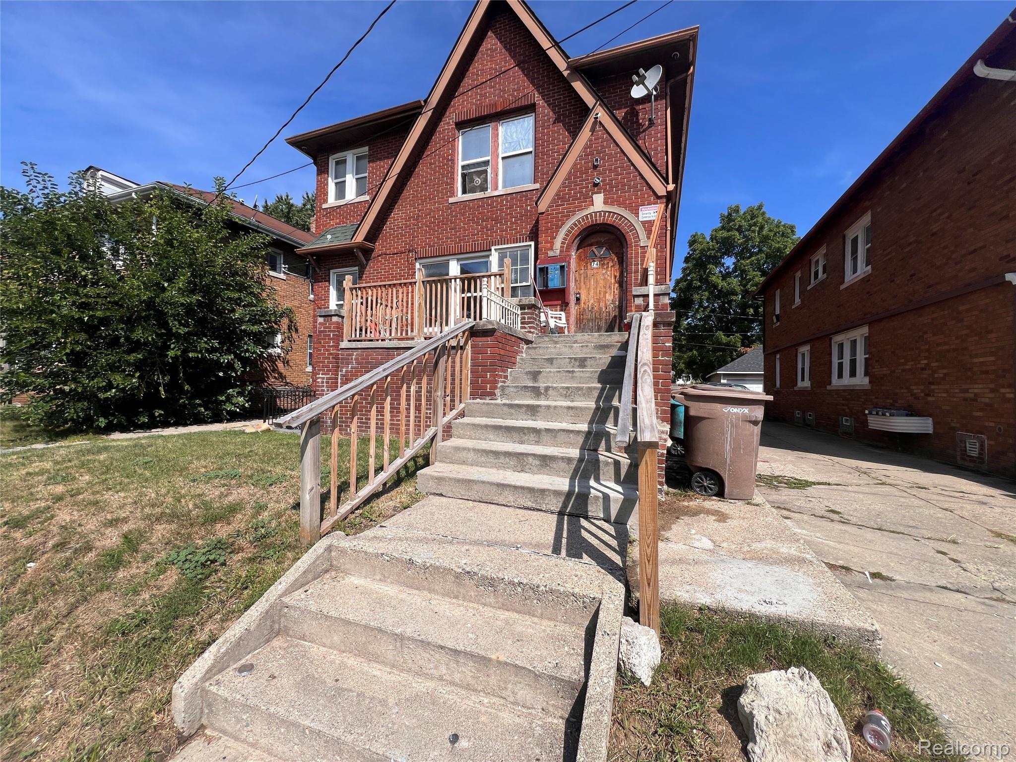74 Newberry Street