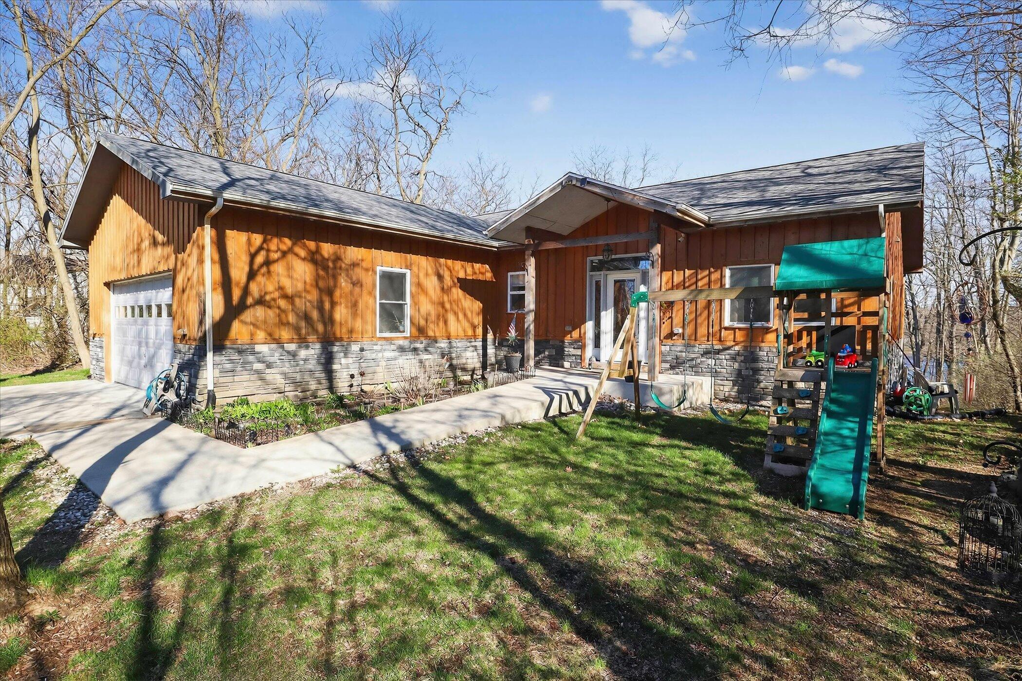 23536 Forest Shores Drive