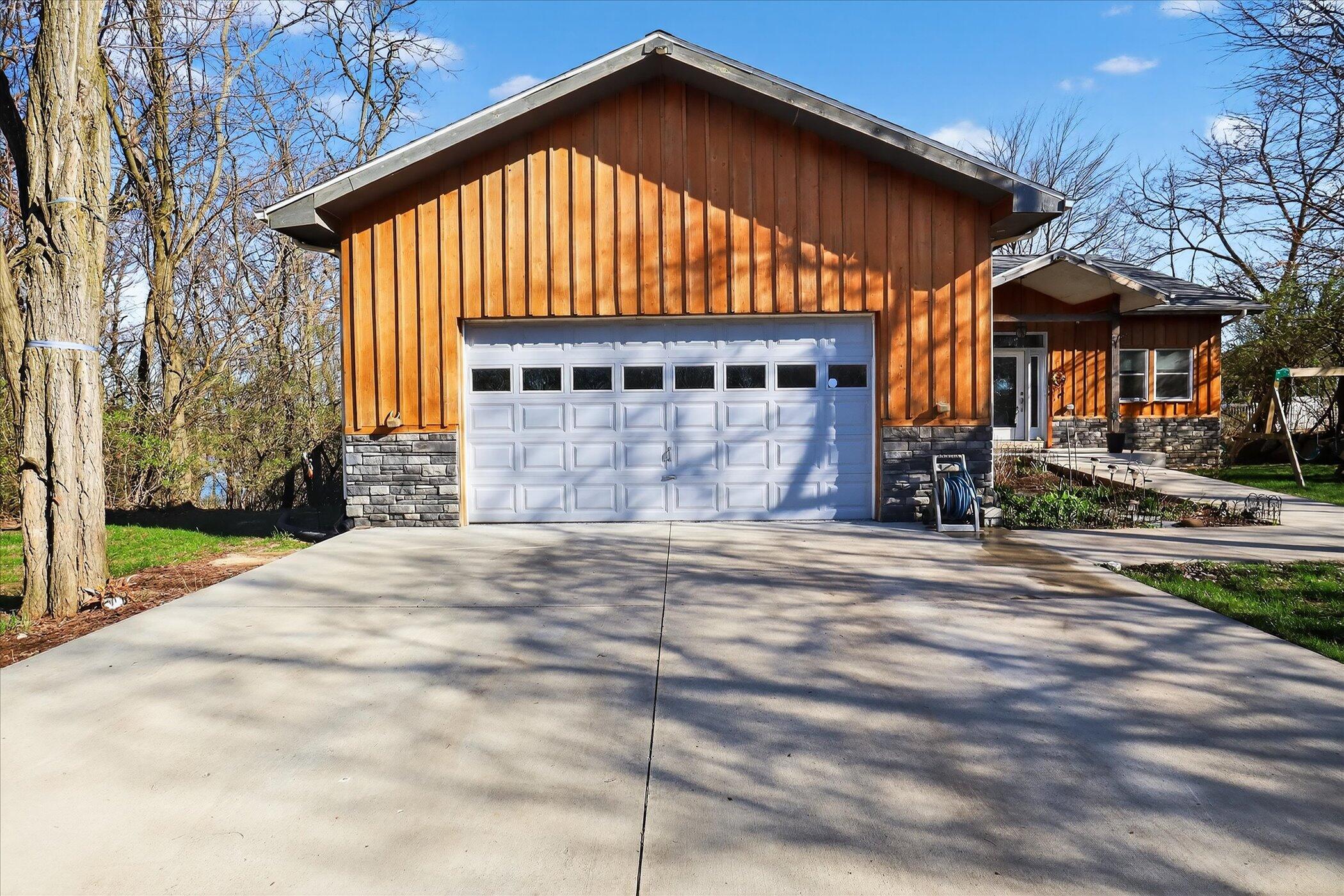 23536 Forest Shores Drive