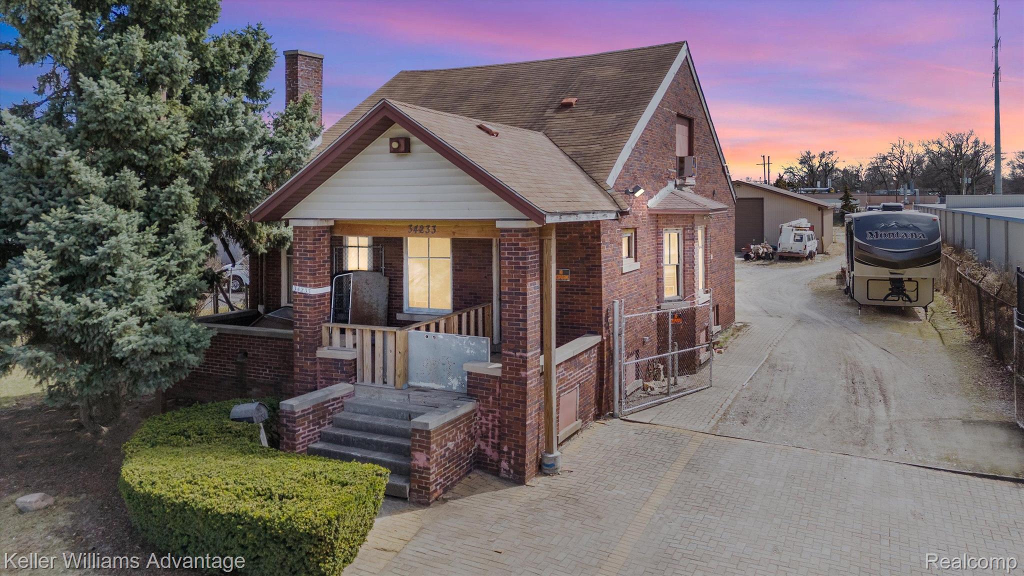 34233 MICHIGAN Avenue