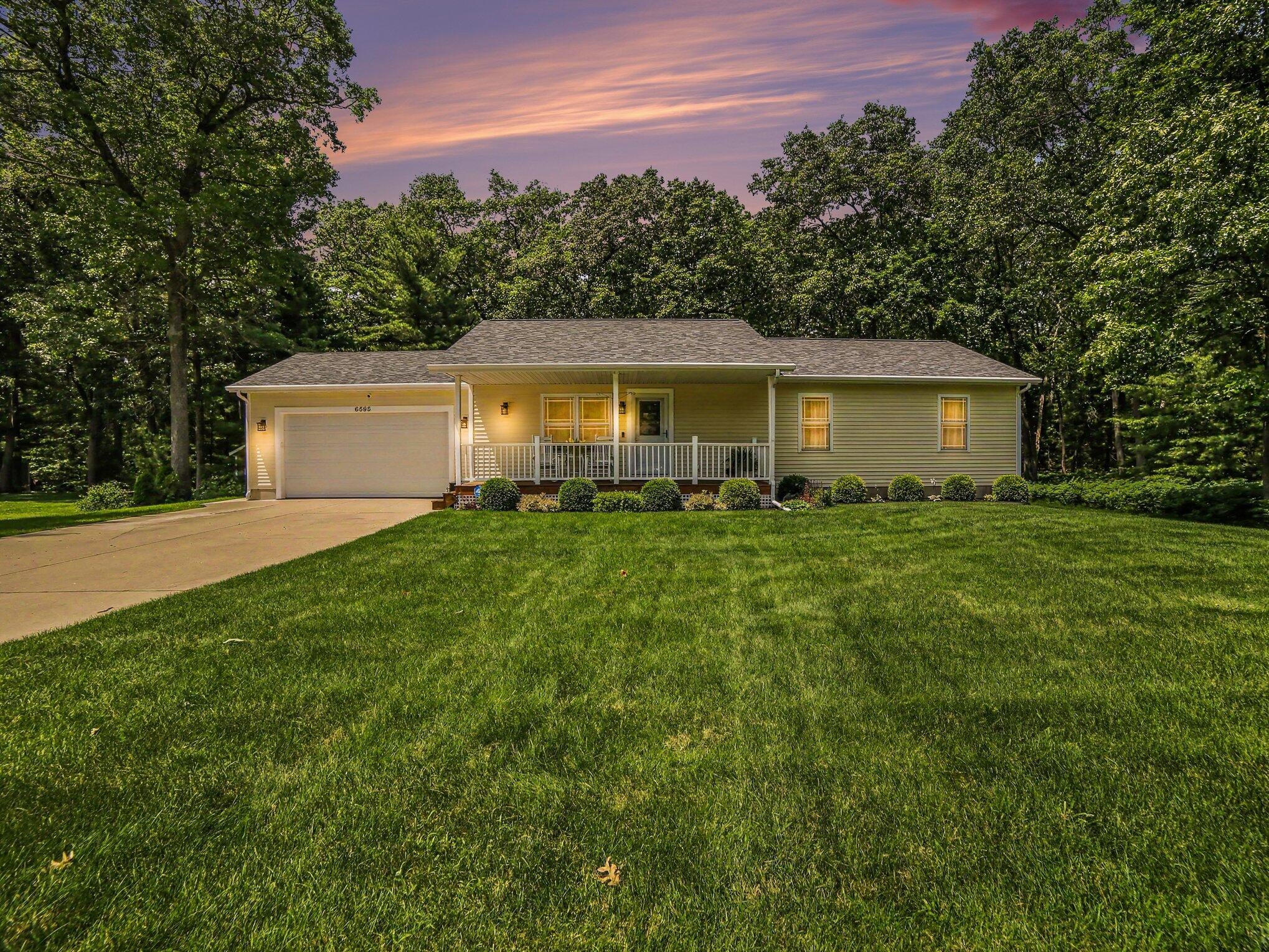 6595 Blackhawk Lane