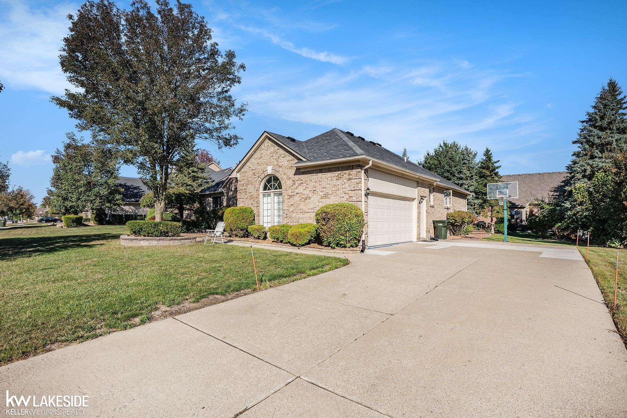 2679 Larch Drive