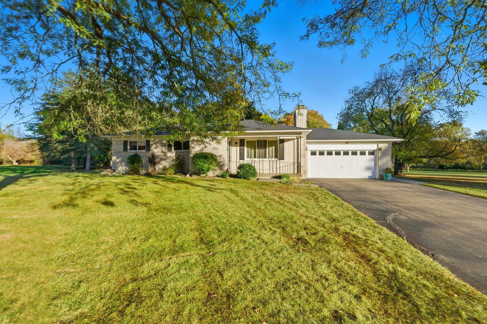 5156 Elizabeth Lane