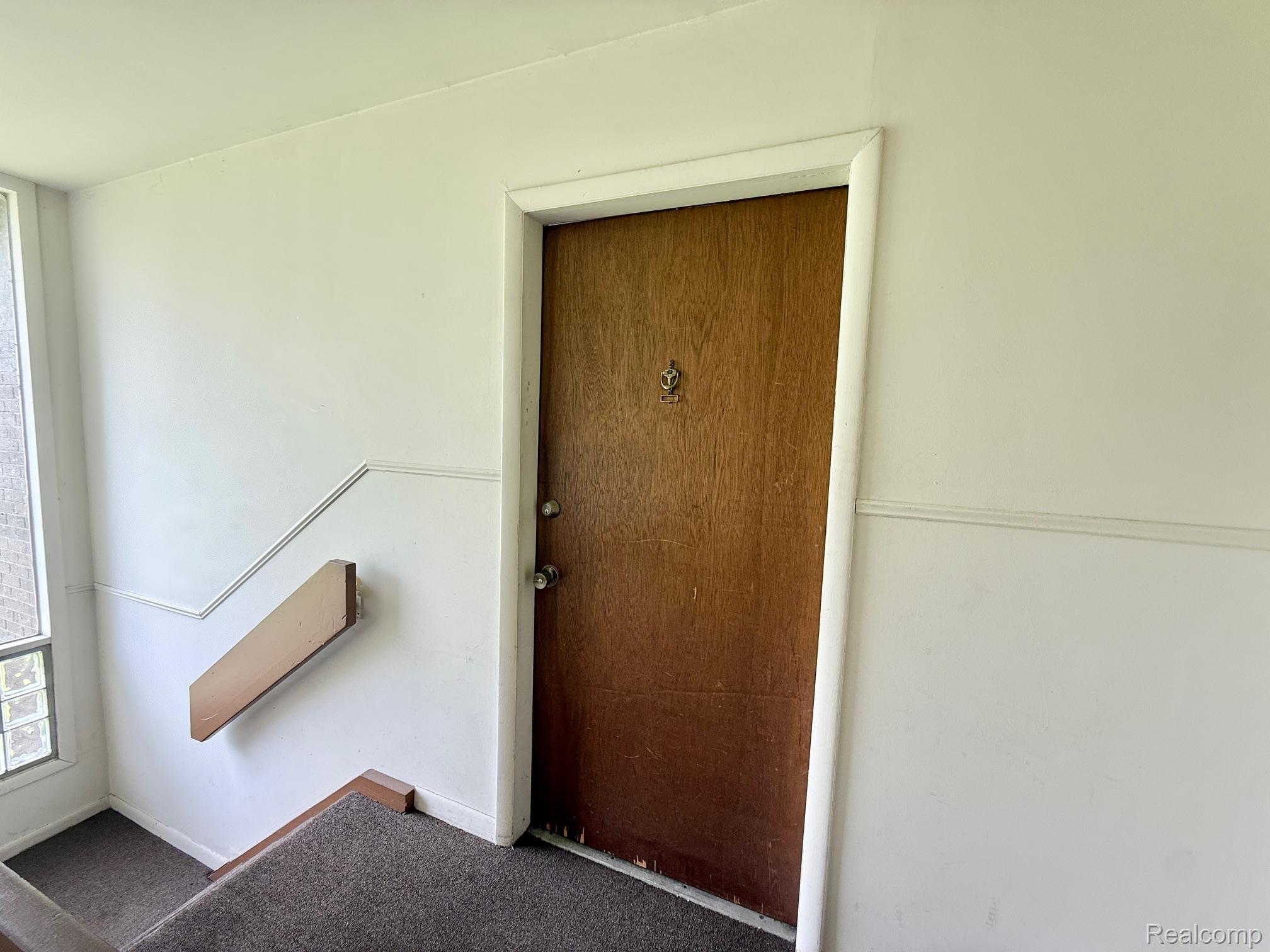 3911 Fort Street 211B