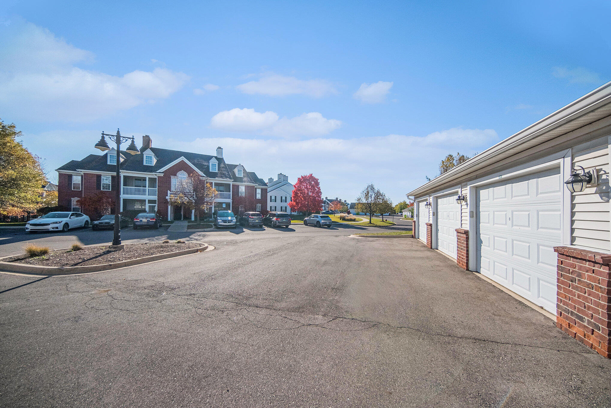 818 W Summerfield Glen